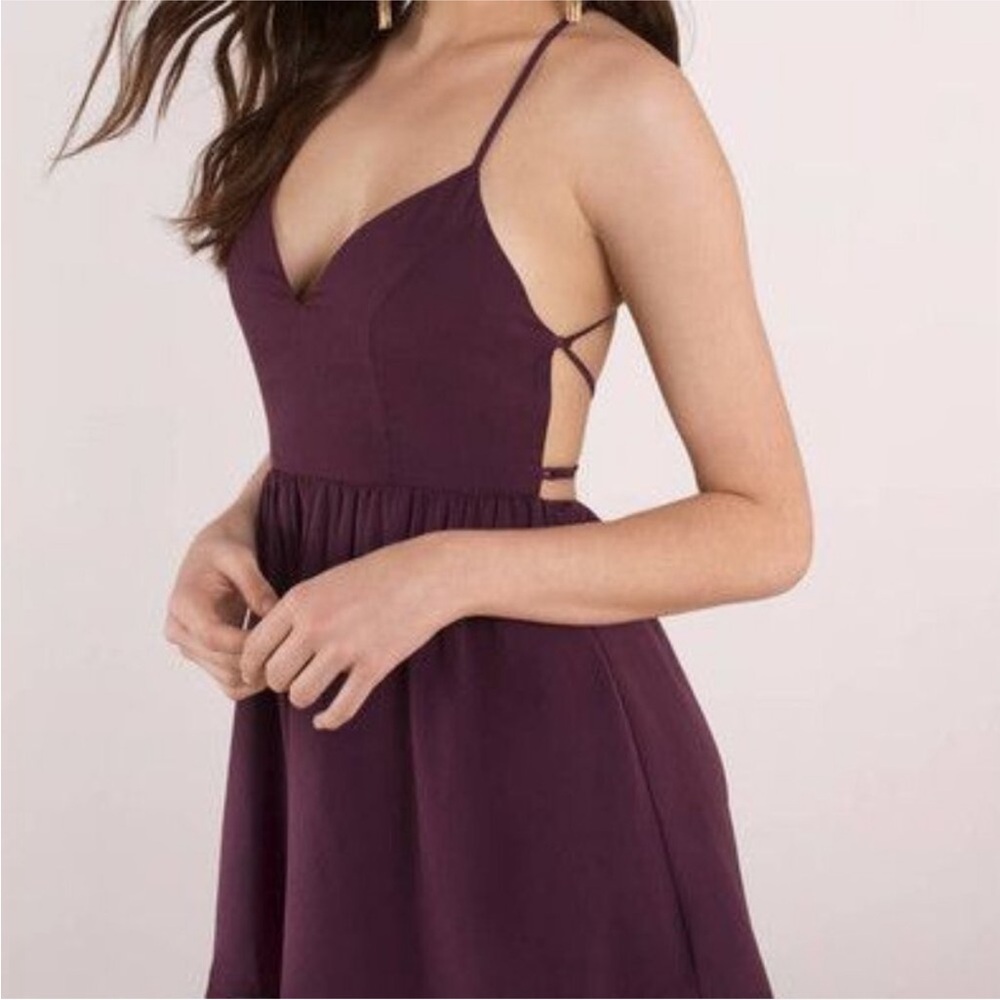 Tobi maroon burgundy red strappy crossover dress size M